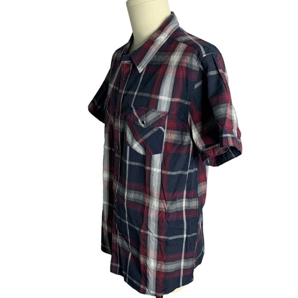 Eighty Eight Button Up Short Sleeve Shirt XL Red Blue Plaid Pockets Collared - Picture 3 of 6